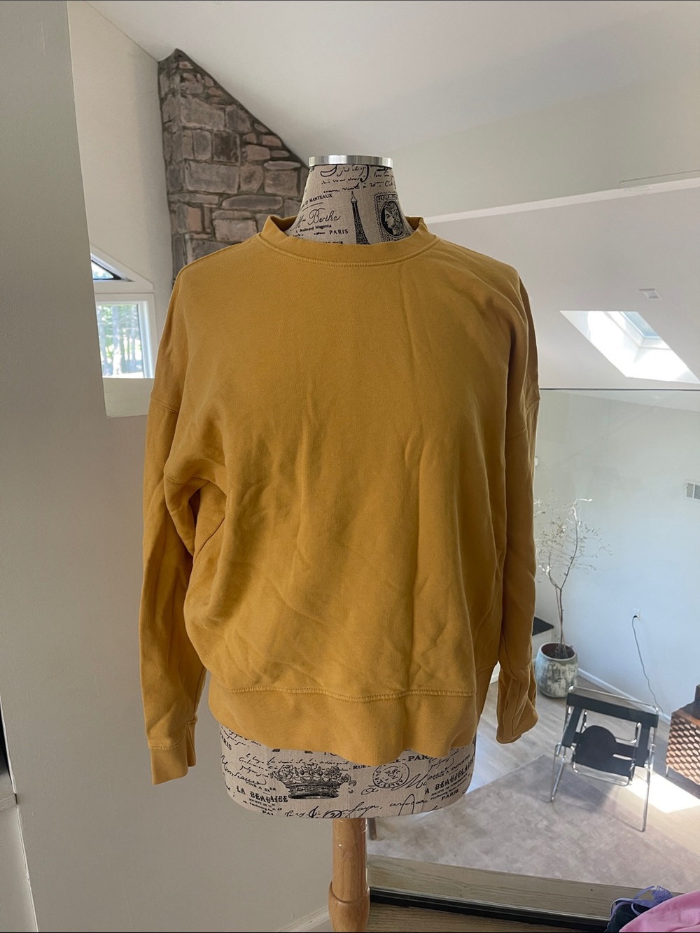 Zara Mustard Yellow Crewneck Sweatshirt